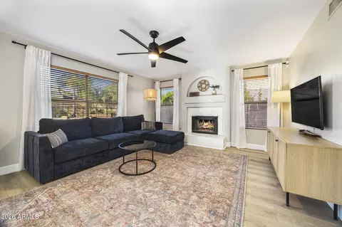 Living - 4402 E Gatewood Rd, Phoenix, AZ 85050 photo 1 of 1