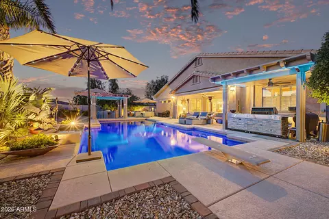 27516 N 22nd Ln, Phoenix, AZ 85085