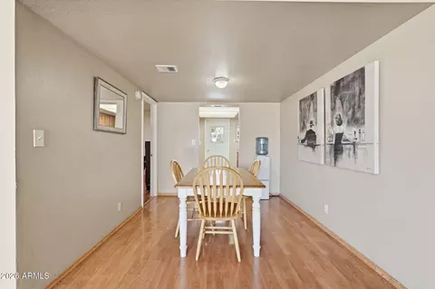 Dining - 1927 E Hampton Ave #221, Mesa, AZ 85204 photo 2 of 3