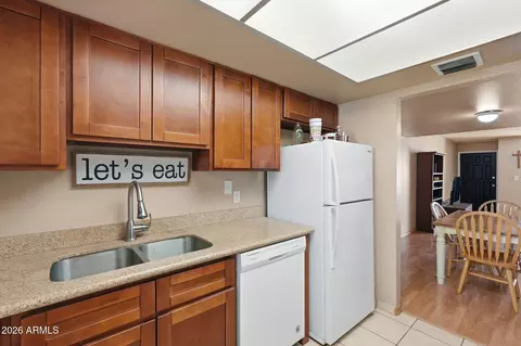 Kitchen - 1927 E Hampton Ave #221, Mesa, AZ 85204 photo 4 of 5