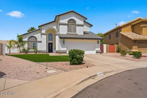 Exterior - 2442 S Augustine Cir, Mesa, AZ 85209 photo 6 of 11