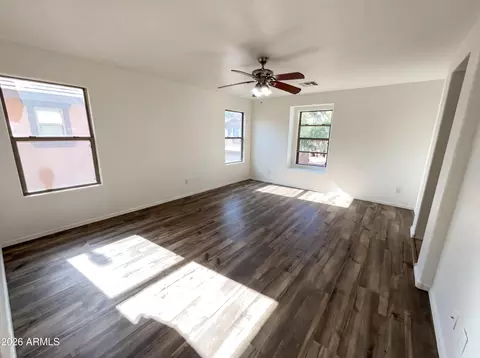 Living - 5865 E Holmes Ave, Mesa, AZ 85206 photo 2 of 4
