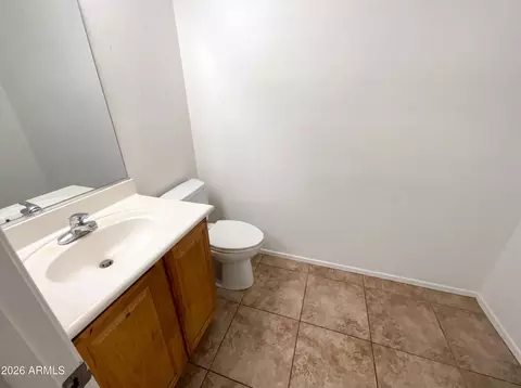 Bath - 5865 E Holmes Ave, Mesa, AZ 85206 photo 1 of 5