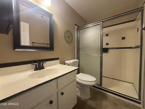 Bath - 4328 E Capri Ave #176, Mesa, AZ 85206 photo 1 of 1
