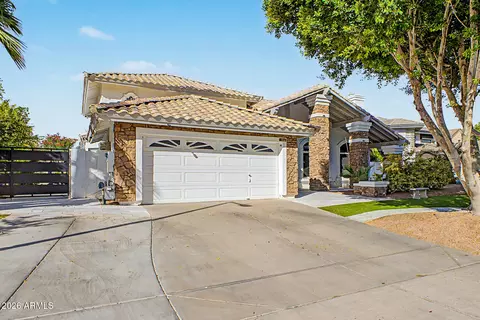 Exterior - 1734 E Queen Palm Dr, Gilbert, AZ 85234 photo 8 of 21