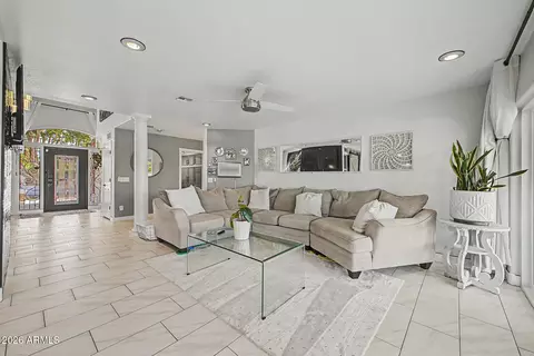 Living - 1734 E Queen Palm Dr, Gilbert, AZ 85234 photo 3 of 4