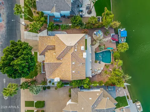 View/Area - 1734 E Queen Palm Dr, Gilbert, AZ 85234 photo 3 of 17