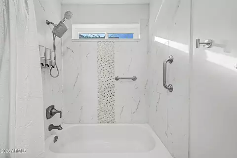 Bath - 1734 E Queen Palm Dr, Gilbert, AZ 85234 photo 5 of 6