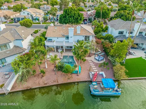 View/Area - 1734 E Queen Palm Dr, Gilbert, AZ 85234 photo 12 of 17