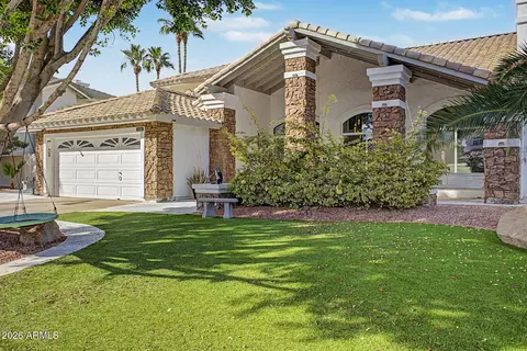 Exterior - 1734 E Queen Palm Dr, Gilbert, AZ 85234 photo 11 of 21