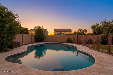 Exterior - 3066 E Santa Fe Ln, Gilbert, AZ 85297 photo 2 of 3