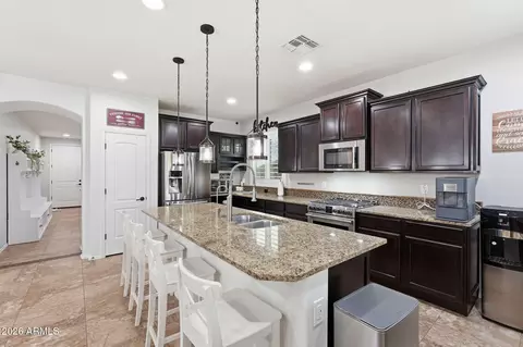 Kitchen - 3066 E Santa Fe Ln, Gilbert, AZ 85297 photo 2 of 3