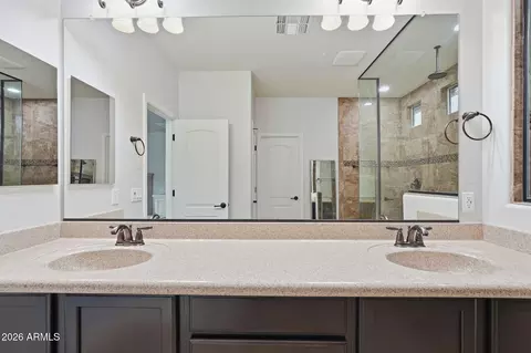 Bath - 3066 E Santa Fe Ln, Gilbert, AZ 85297 photo 1 of 3