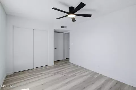 Bedroom - 4036 W Thunderbird Rd, Phoenix, AZ 85053 photo 1 of 3
