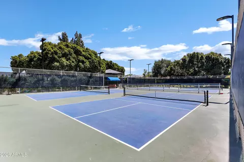 View/Area - 971 E Lobster Trap Ln, Tempe, AZ 85283 photo 6 of 21