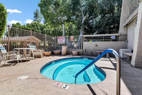 Exterior - 971 E Lobster Trap Ln, Tempe, AZ 85283 photo 9 of 11