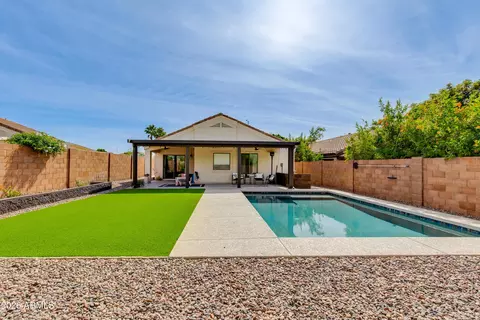 Exterior - 1018 N 90th Cir, Mesa, AZ 85207 photo 4 of 7