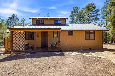 2860 Wildcat Trl, Overgaard, AZ 85933