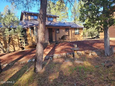 2860 Wildcat Trl, Overgaard, AZ 85933