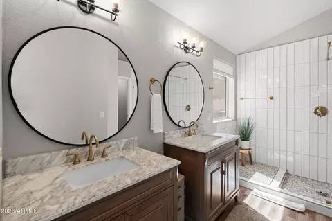 Bath - 4097 E Wagon Cir, Gilbert, AZ 85297 photo 1 of 3