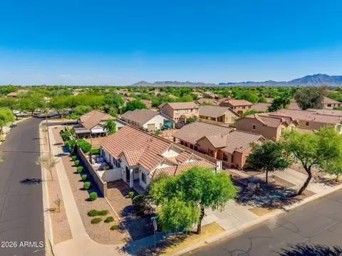 View/Area - 4097 E Wagon Cir, Gilbert, AZ 85297 photo 2 of 9