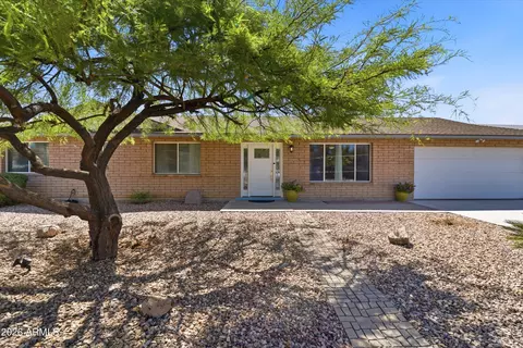 1934 W Kristal Way, Phoenix, AZ 85027