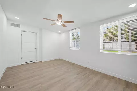 Other - 532 E Cheery Lynn Rd, Phoenix, AZ 85012 photo 10 of 13