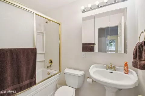 Bath - 3432 N 86th Ave, Phoenix, AZ 85037 photo 1 of 2