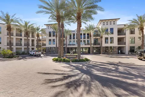 8 E Biltmore Est #114, Phoenix, AZ 85016