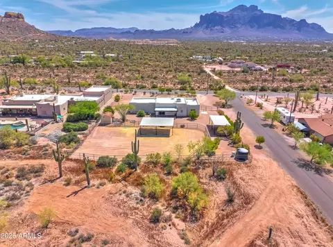 View/Area - 4642 N Tomahawk Rd, Apache Junction, AZ 85119 photo 5 of 7