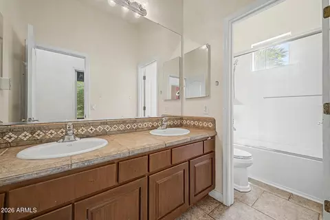 Bath - 6720 S Crestview Dr, Gilbert, AZ 85298 photo 3 of 3