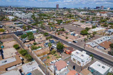 View/Area - 1025 E Roosevelt St, Phoenix, AZ 85006 photo 8 of 10