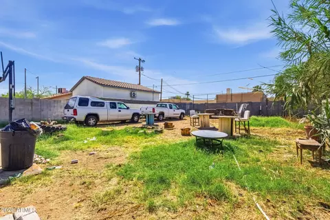 Exterior - 1025 E Roosevelt St, Phoenix, AZ 85006 photo 5 of 5