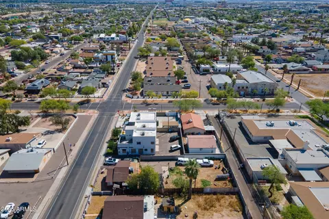View/Area - 1025 E Roosevelt St, Phoenix, AZ 85006 photo 10 of 10