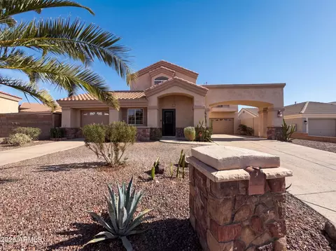 1519 E Desert Ln, Phoenix, AZ 85042