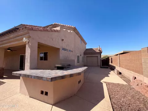 Exterior - 1519 E Desert Ln, Phoenix, AZ 85042 photo 2 of 7