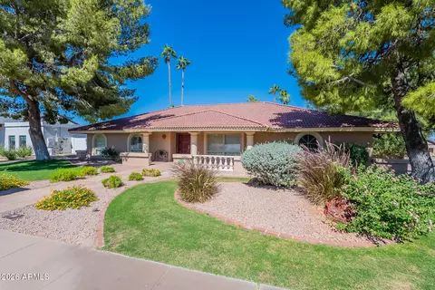 Exterior - 4226 E North Ln, Phoenix, AZ 85028 photo 3 of 13