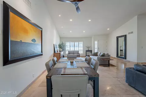 Dining - 4226 E North Ln, Phoenix, AZ 85028 photo 1 of 4