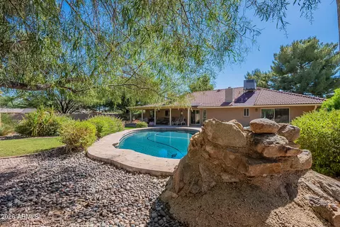 Exterior - 4226 E North Ln, Phoenix, AZ 85028 photo 8 of 13