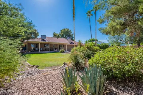 Exterior - 4226 E North Ln, Phoenix, AZ 85028 photo 6 of 13
