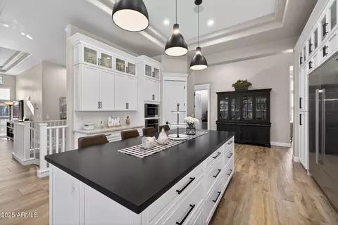 Kitchen - 377 E Clifton Ct, Gilbert, AZ 85295 photo 7 of 9