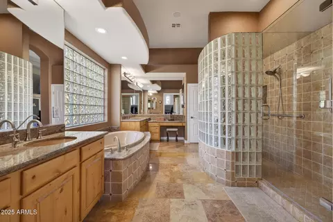 Bath - 377 E Clifton Ct, Gilbert, AZ 85295 photo 1 of 8
