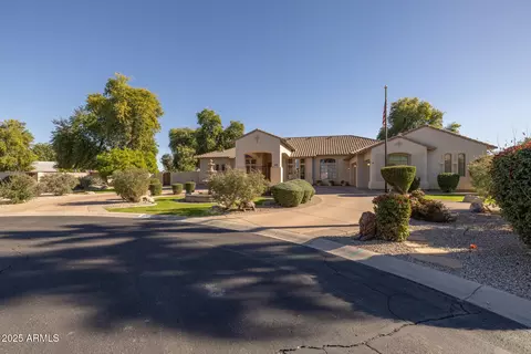 377 E Clifton Ct, Gilbert, AZ 85295