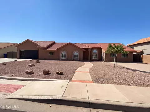 2823 E Norwood St, Mesa, AZ 85213