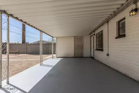 Exterior - 5635 N 35th Dr, Phoenix, AZ 85019 photo 3 of 7