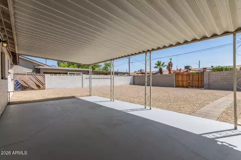 Exterior - 5635 N 35th Dr, Phoenix, AZ 85019 photo 2 of 7