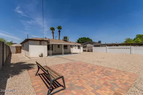 Exterior - 5635 N 35th Dr, Phoenix, AZ 85019 photo 7 of 7