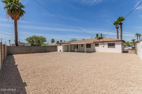 Exterior - 5635 N 35th Dr, Phoenix, AZ 85019 photo 5 of 7