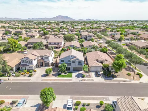 View/Area - 2887 E Baars Ct, Gilbert, AZ 85297 photo 4 of 8