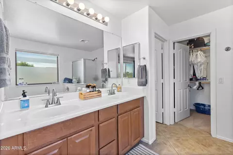 Bath - 2887 E Baars Ct, Gilbert, AZ 85297 photo 3 of 5